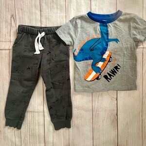 Outfit 2 Pc SS Top/Joggers 3T Dinosaur Theme